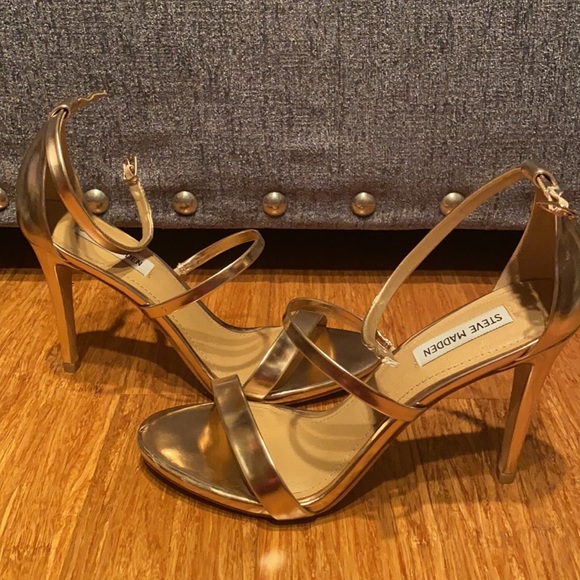 Steve Madden Rose Gold strappy heels, 3” heel, only worn once. - Picture 4 of 5